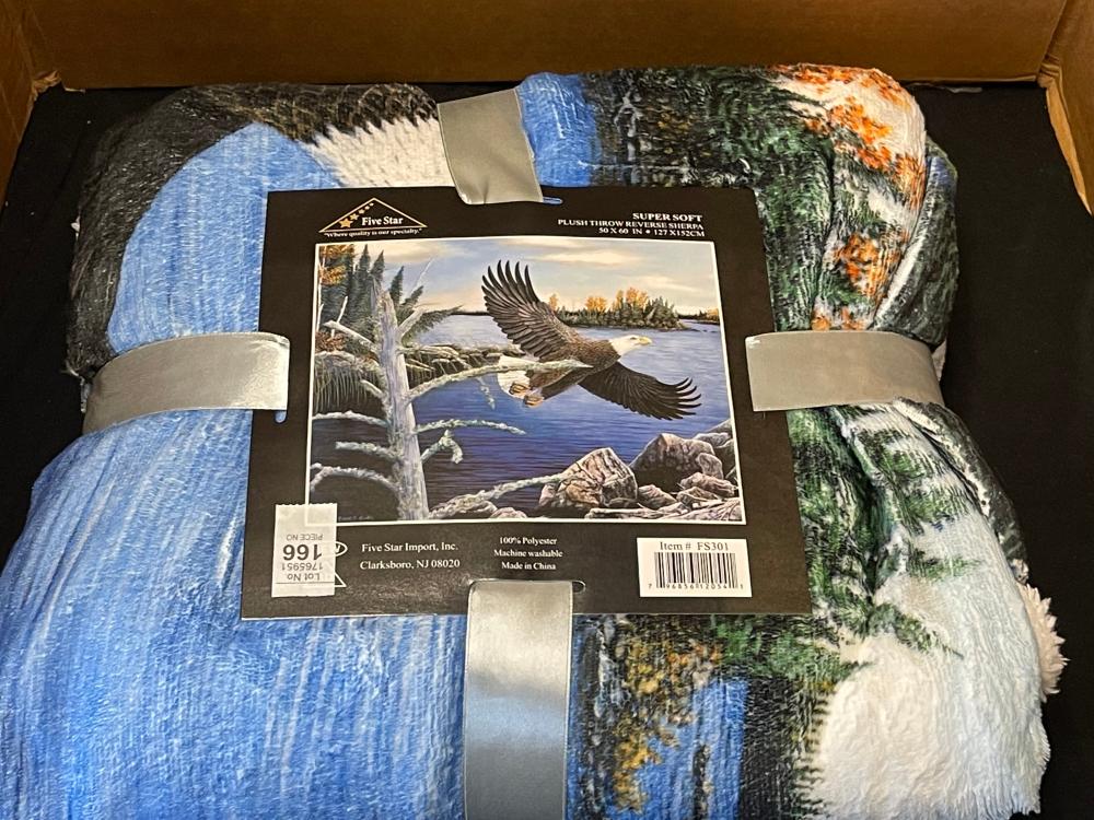 Five Star Super soft Plush throw reverse Sherpa 50x60 IN Eagle blanket