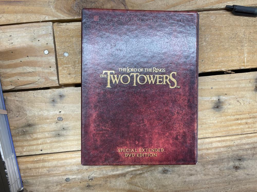 Lord of the rings Two towers DVD set