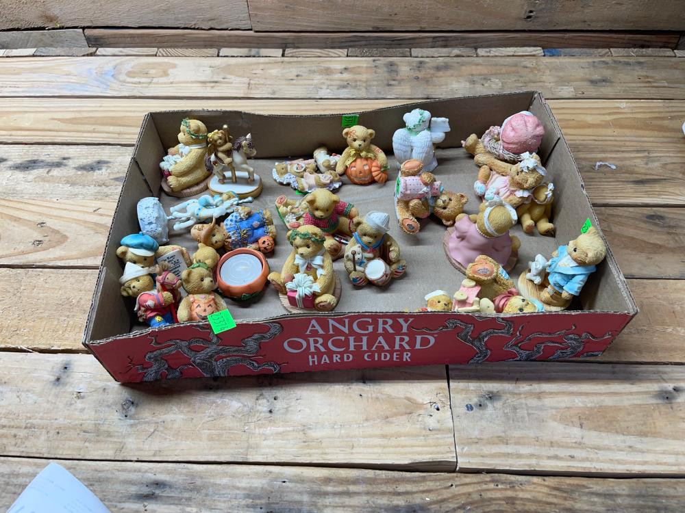Lot of Cherished Teddies