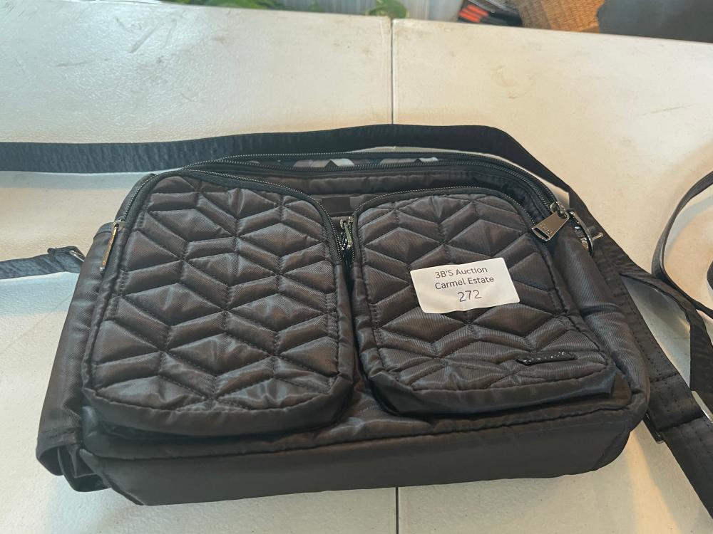 Womens Lug Shoulder Bag