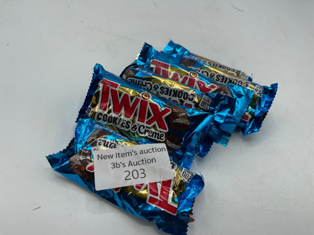 6pc Twix Cookies and milk Choclate