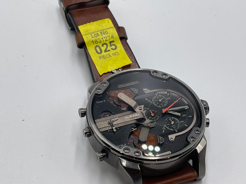 Only the Brave DZ-7332 Solid steel water resistant watch