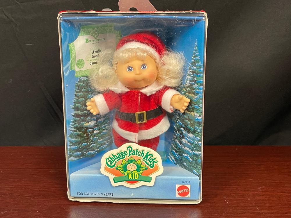 CABBAGE PATCH KIDS AMELIA SOND DOLL