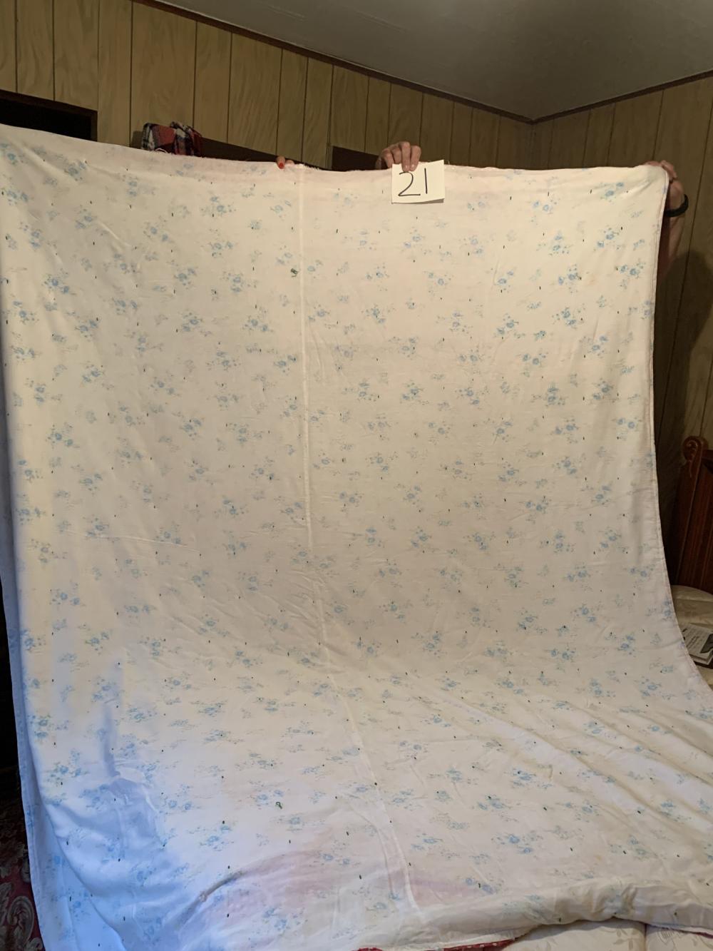 FULL SIZE QUILT - HAS DAMAGE