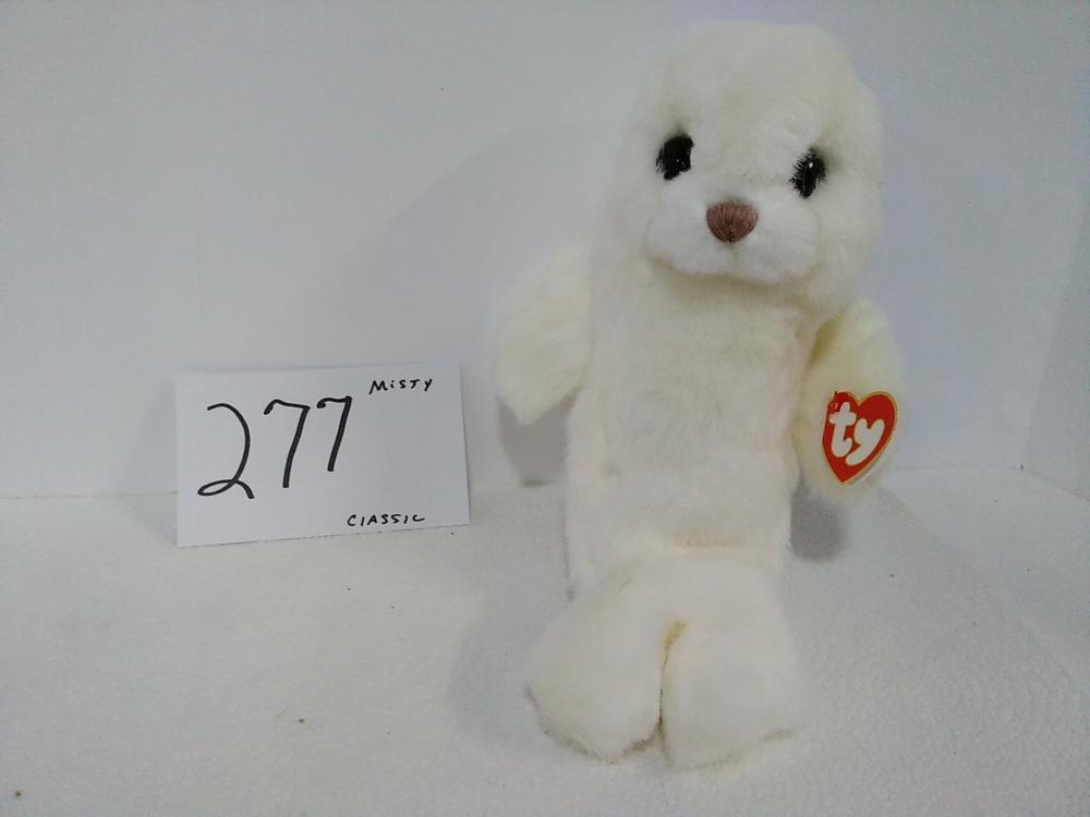 "Misty" is a White Arctic S... image