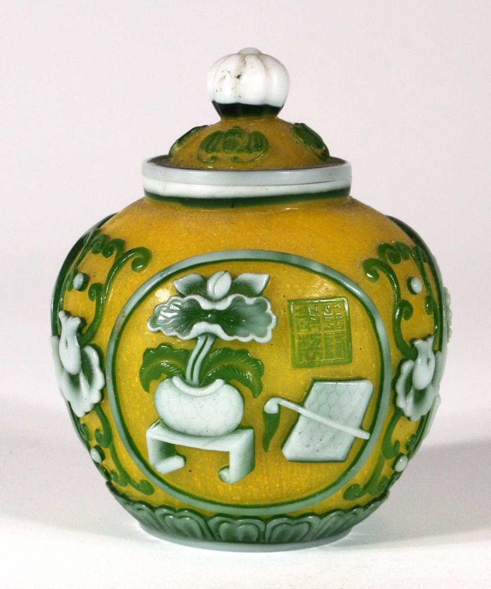 CHINESE CAMEO GLASS COVERED... image
