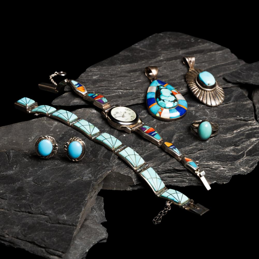 Navajo and Southwestern-style Jewelry