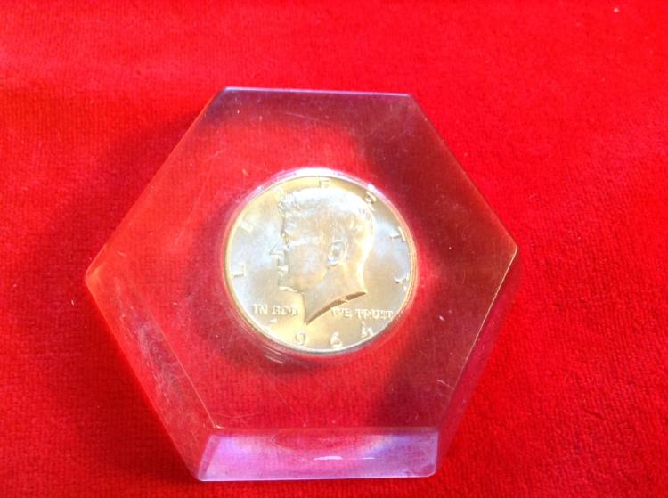 Silver paper weight image
