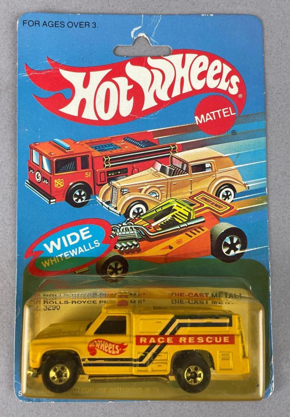 1982 Factory Error Mattel Hot Wheels Race Rescue Die-Cast Vehicle