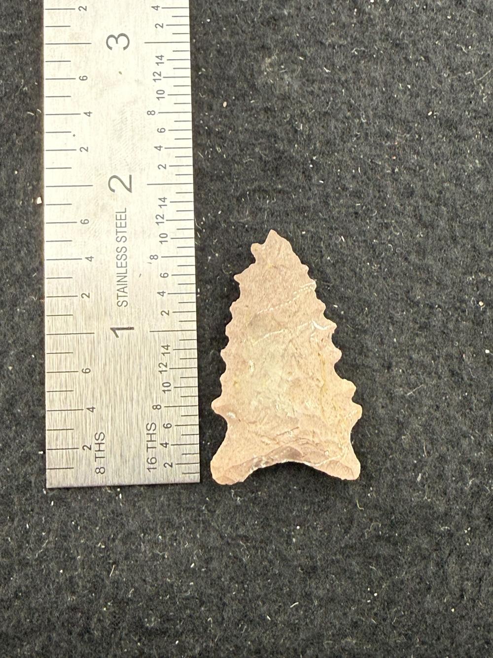 Arrow Point Indian Artifact Arrowhead