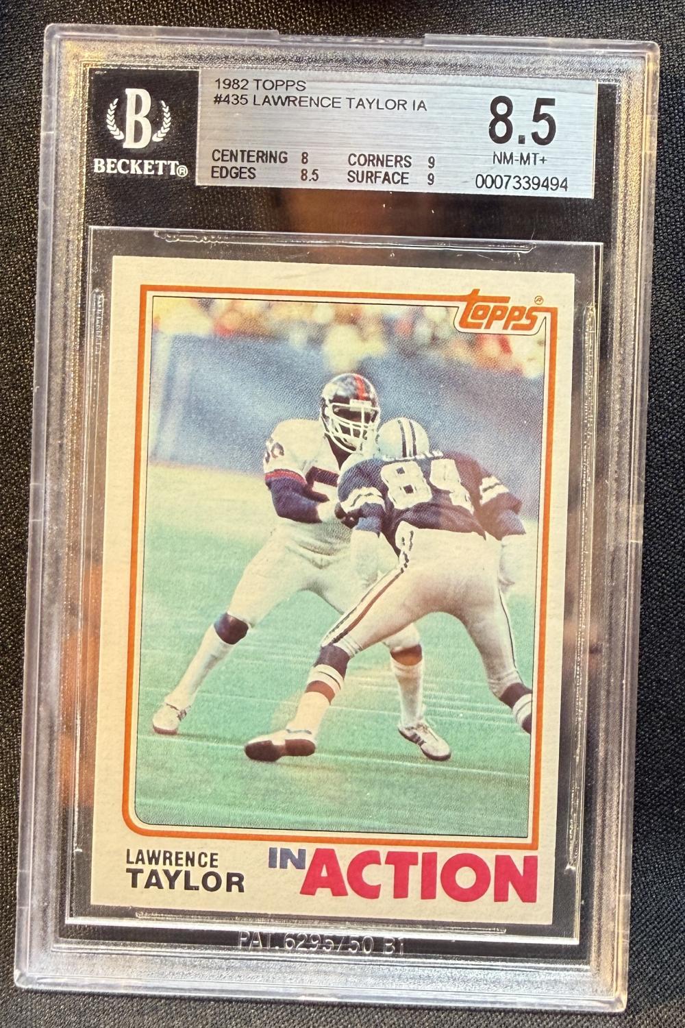 1982 TOPPS LAWRENCE TAYLOR IN ACTION HOF BECKETT 8.5 RC (DT)