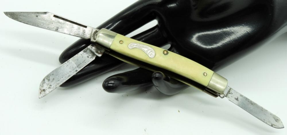 FRONTIER TWO-BLADE FOLDING KNIFE, BONE HANDLES