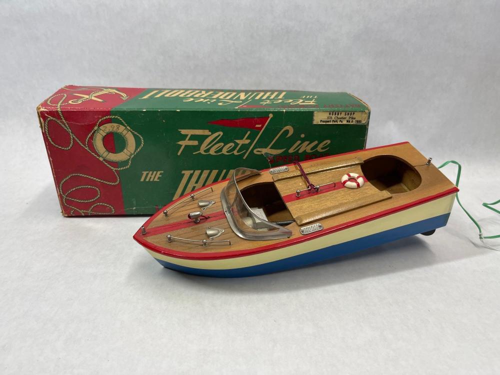 Fleet Line Thunderbolt Battery Speed Boat w/ Box