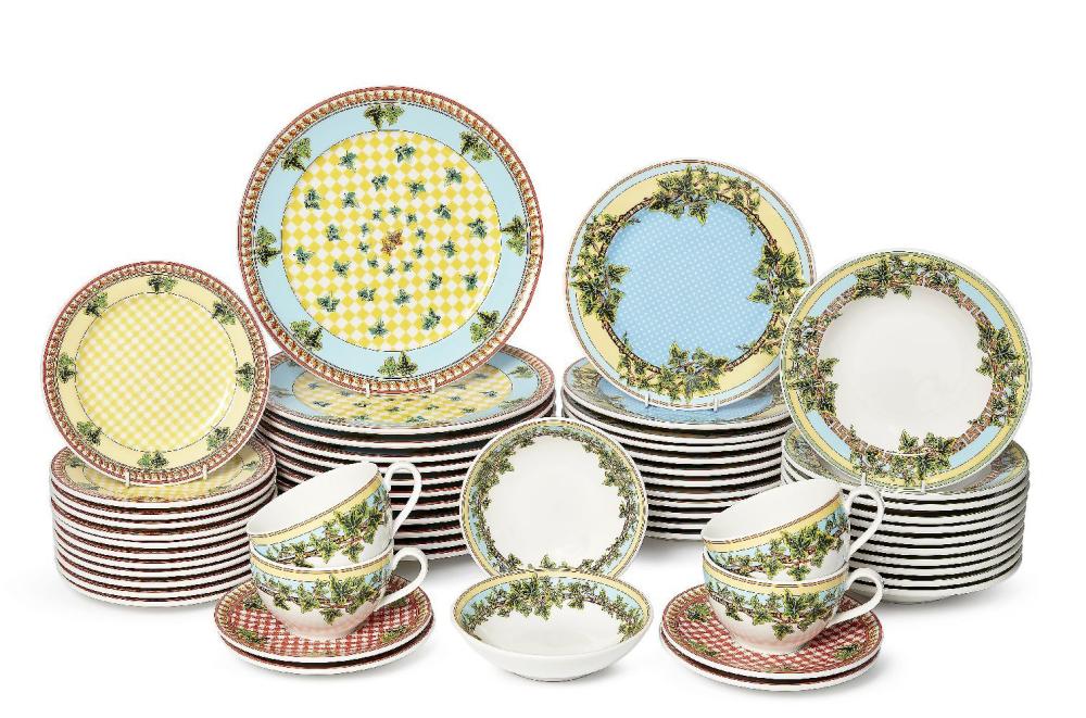 ローゼンタール　ヴェルサーチ　Ivy Leaves Passion スープボウル Sold at Auction: Versace Rosenthal Ivy Leaves Passion, a part