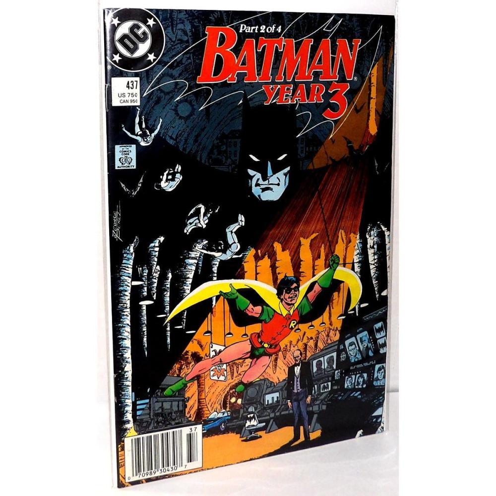 DC Comics BATMAN YEAR 3 #437 1989 Newstand Edition