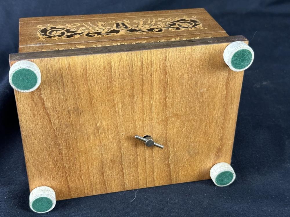 vintage silver cigarette box Sterling Silver Military Presentation Trinket or Cigarette Box (1914)