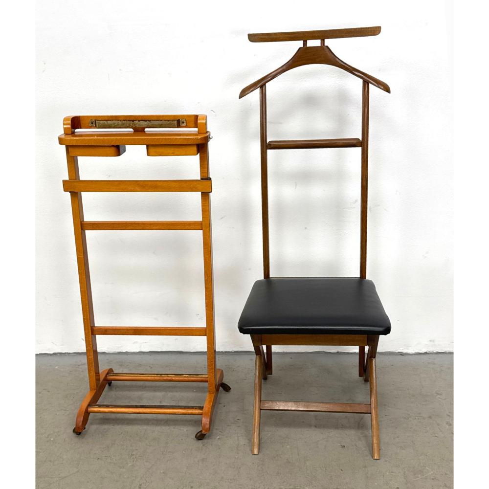 2PC MID-CENTURY VALET - FRATELLI REGUITTI ITALIAN STAND AND FOLDING ROMANIA VALET CHAIR WITH STORAGE