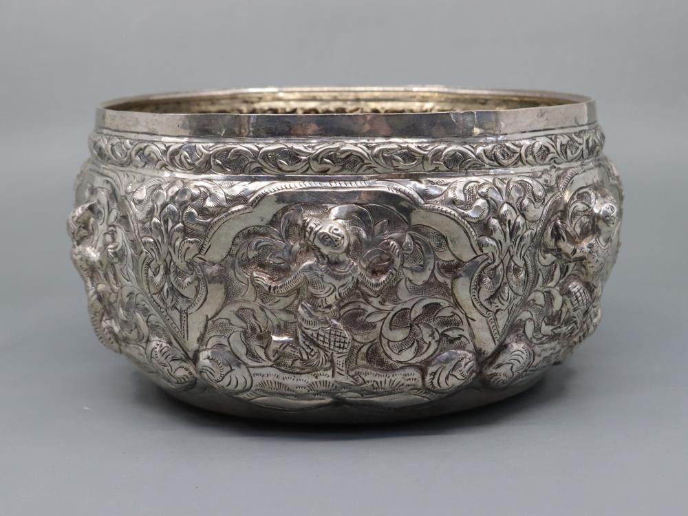 THAI BOWL, WITH ENGRAVED AND EMBOSSED DECORATION WITH TEMPLE DANCERS, XRF TESTED 89% SILVER, WEIGHT 210GRAMS