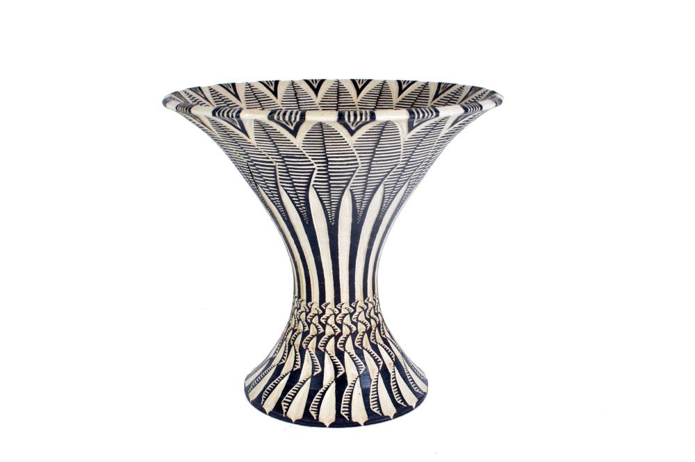ERIK BRIGHT, SGRAFFITO DECORATED POTTERY BOWL