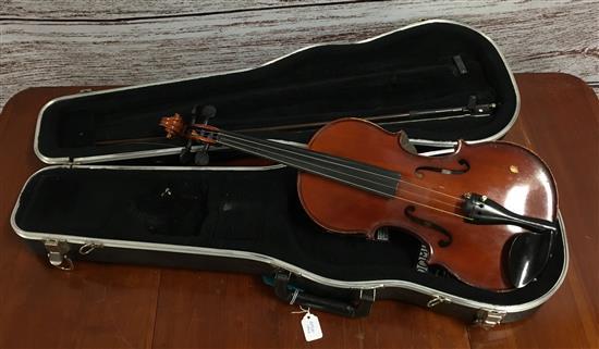 VIOLIN AND BOW IN HARD CASE image