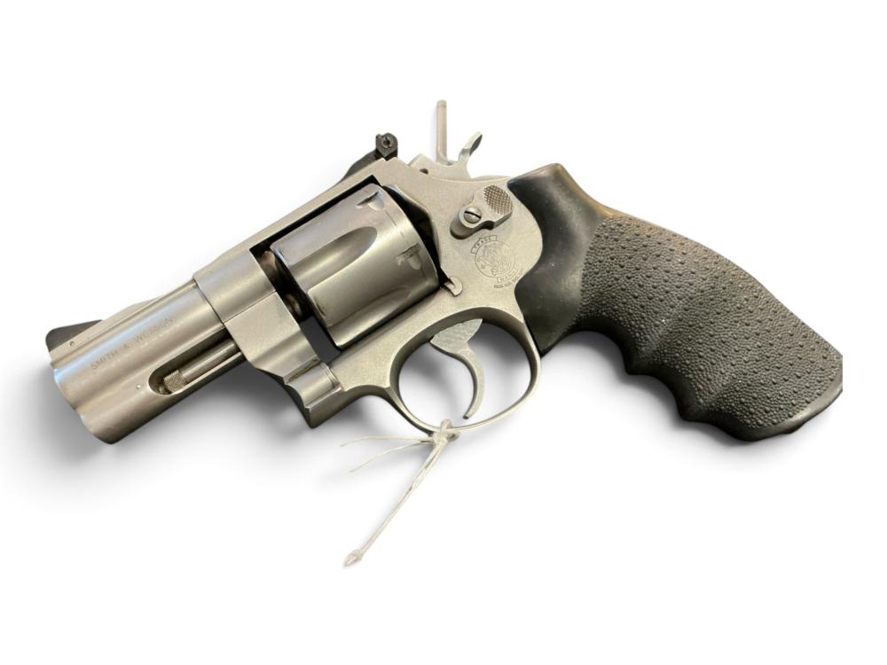 Smith & Wesson Model 625-3 1989 .45 Caliber Revolver SN:BNT7443 / 21010 187