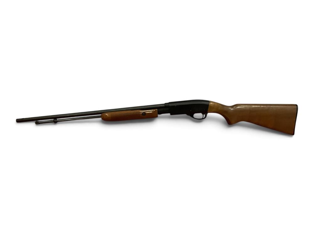 Remington Model 572 Fieldmaster .22 Caliber Rifle SN:1996410