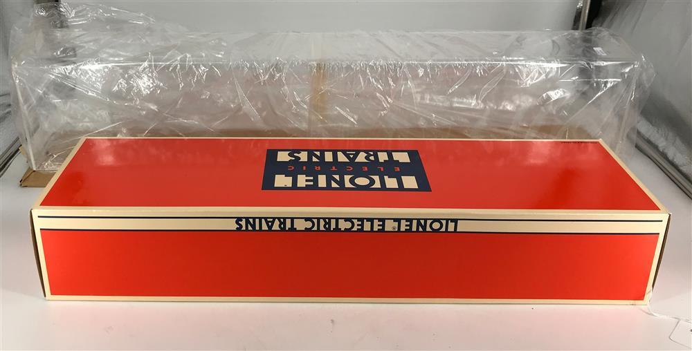 LIONEL ELECTRIC MODERN ERA O GAUGE 6-18040 4-8-4 NORFOLK AND WESTERN J LOCOMOTIVE AND TENDER IN ORIGINAL BOX WITH DISPLAY CASE