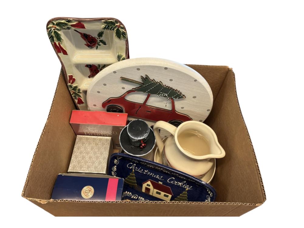 Christmas Serveware & Decor