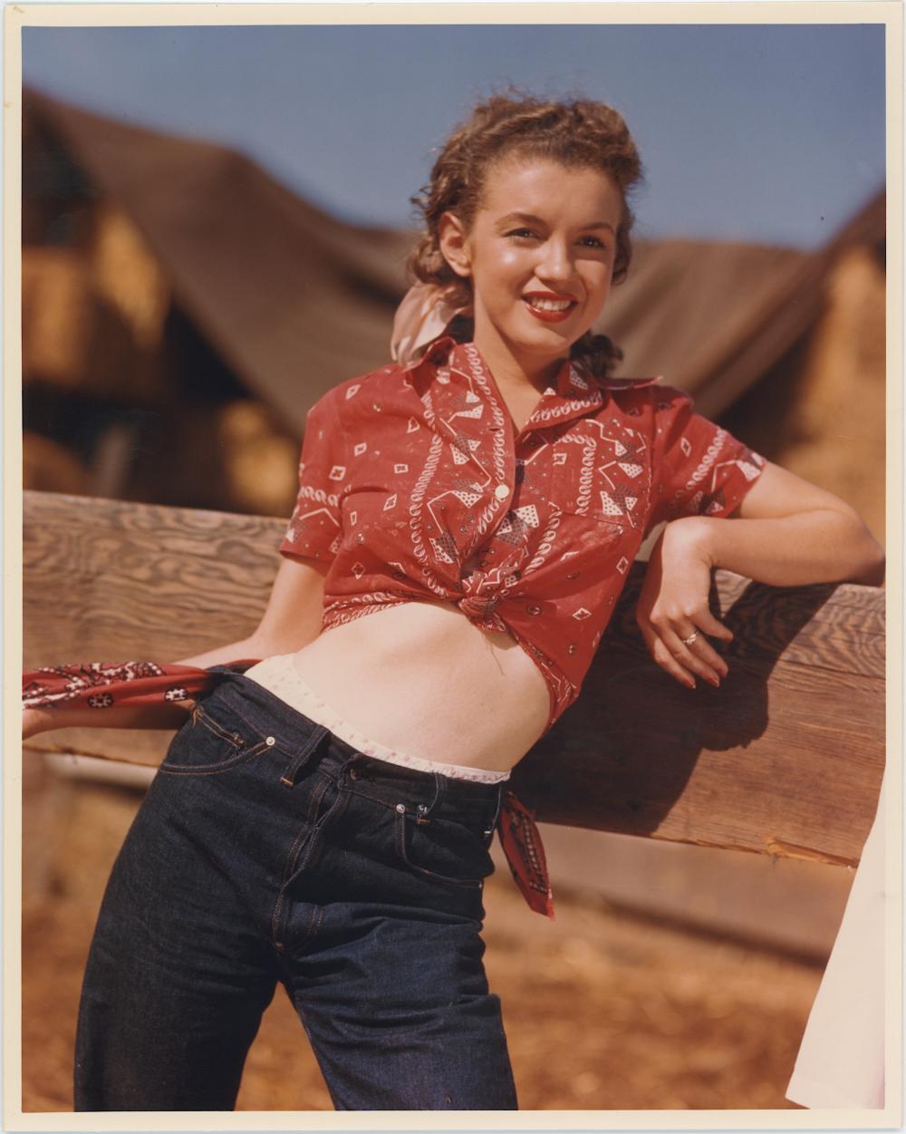 ANDRE DE DIENES Photograph ... image