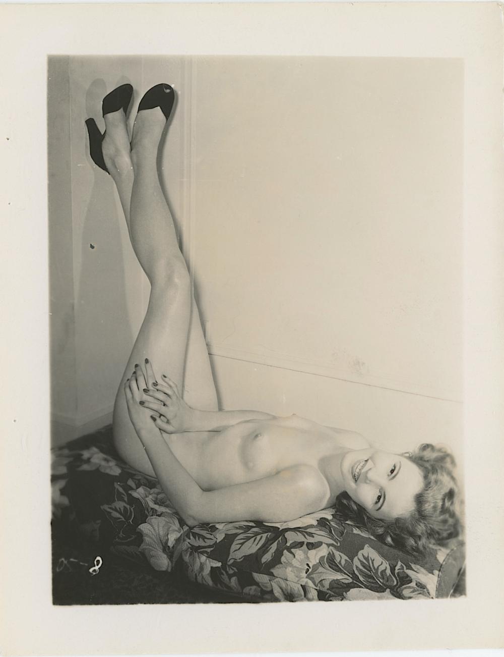 Vintage 1950s Pin-Up Photo ... image