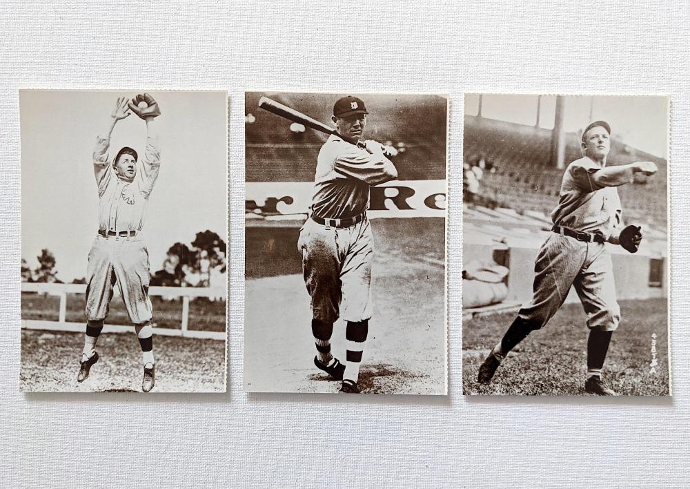 Set With Set 3 Baseball Dover Publications Postcard, 1978
