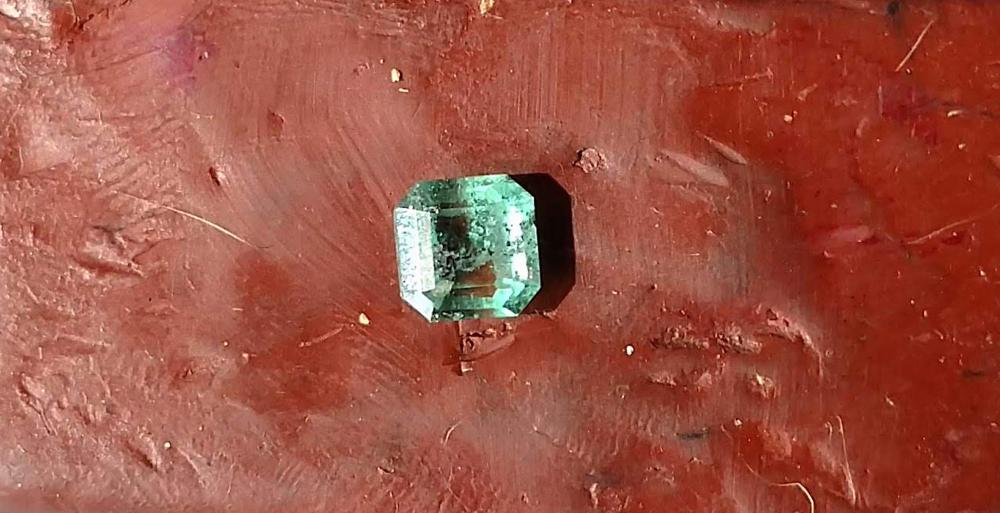 GENUINE NATURAL LOOSE EMERALD - Boyacá, Colombia, 1.185CT