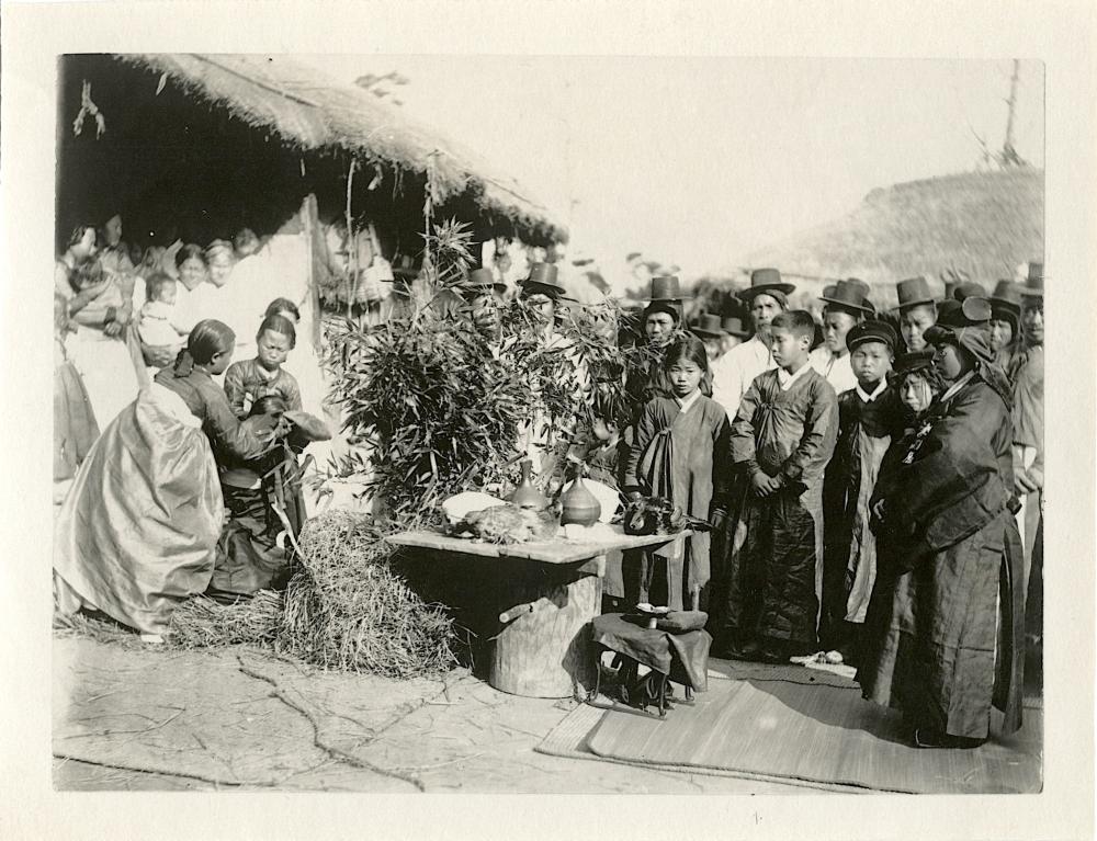 Historical Photo Tea Market Korea