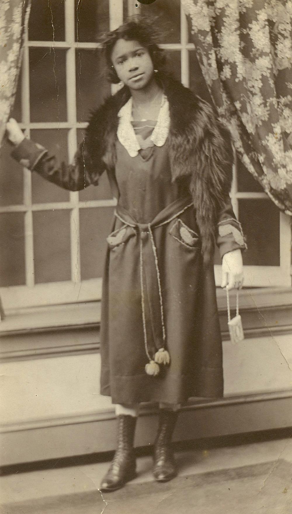 Vintage Rare Photo PC Black Americana Woman