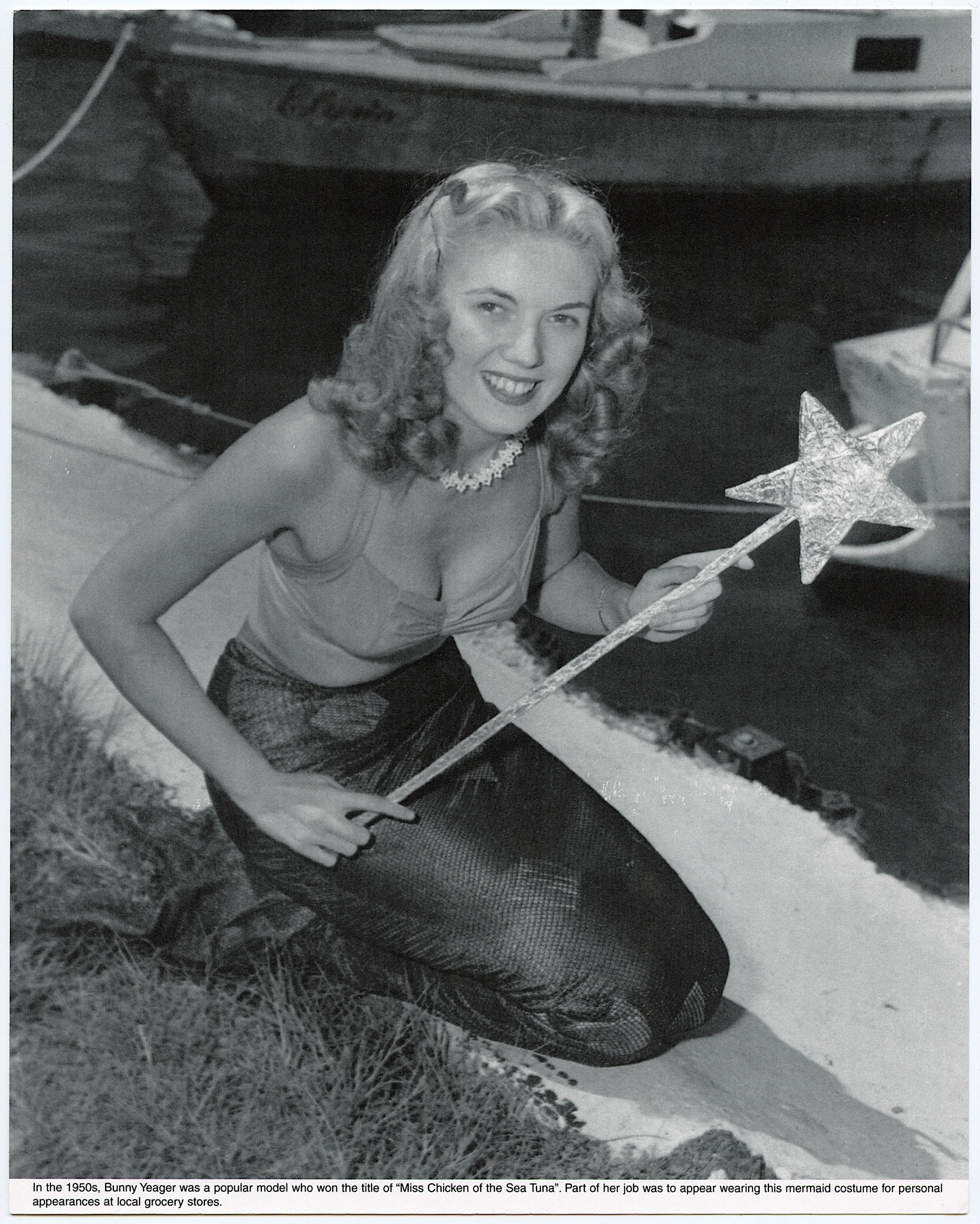 BUNNY YEAGER Vintage Pin Up Litho Model SELF PHOTO