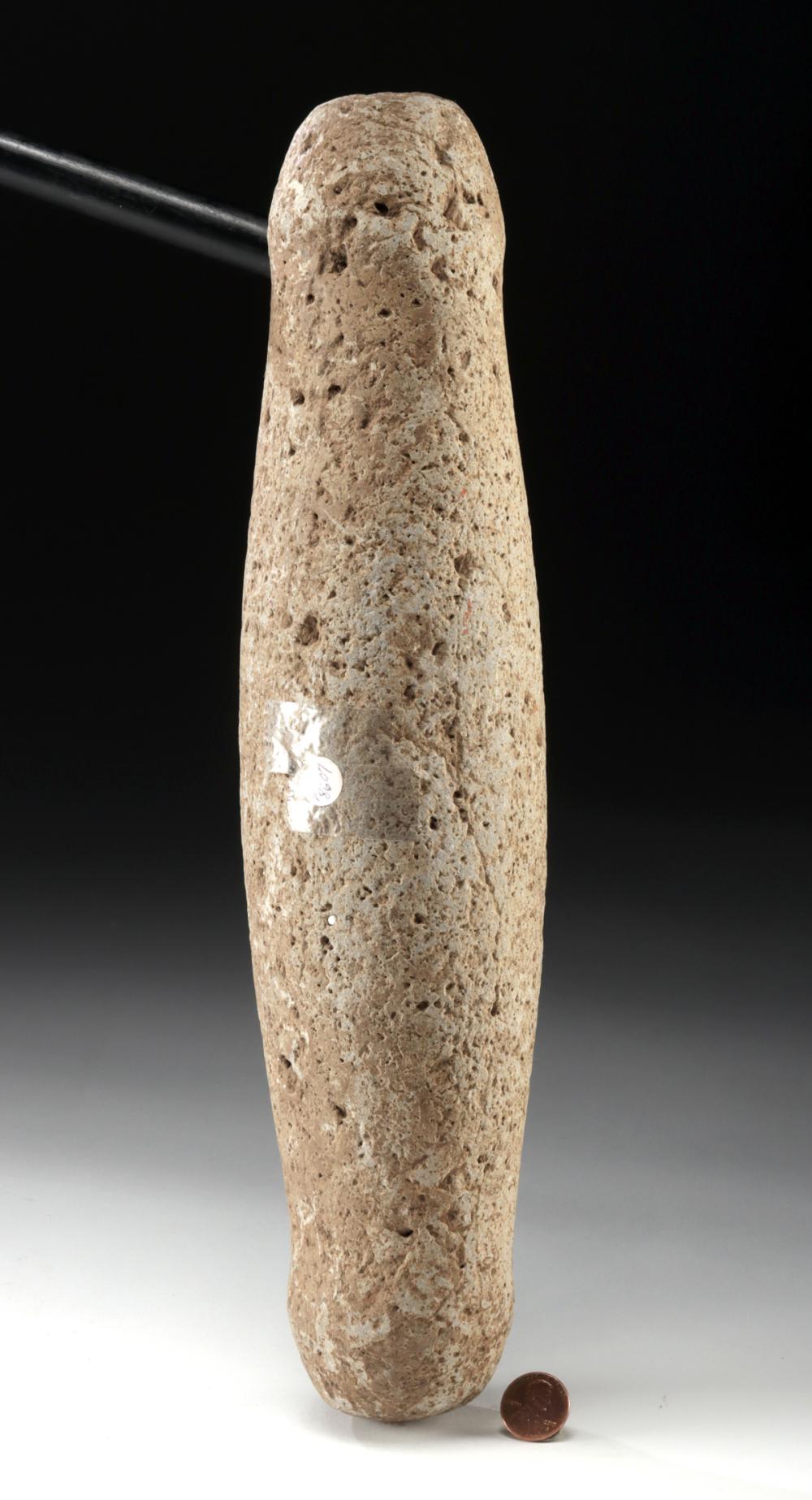 Large Prehistoric Anasazi / Hohokam Stone Mano