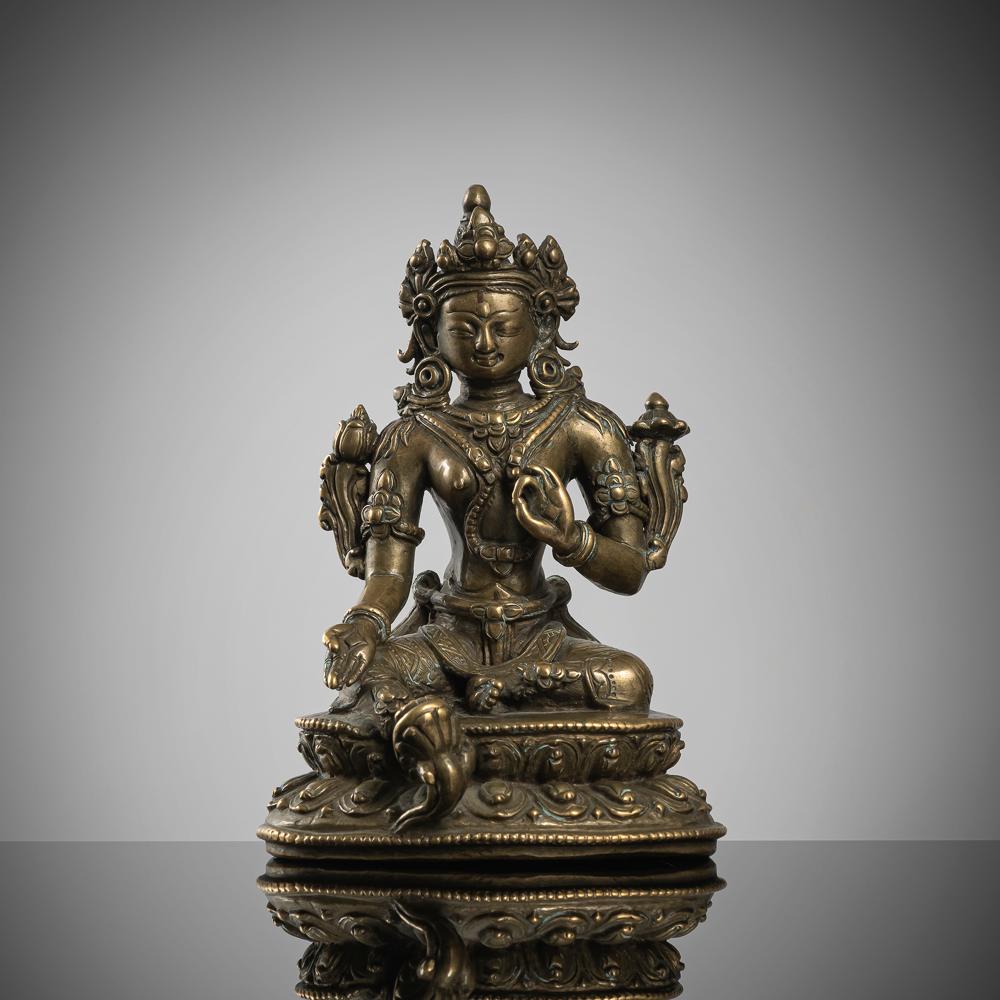 A BRONZE FIGURE OF SYAMATARA