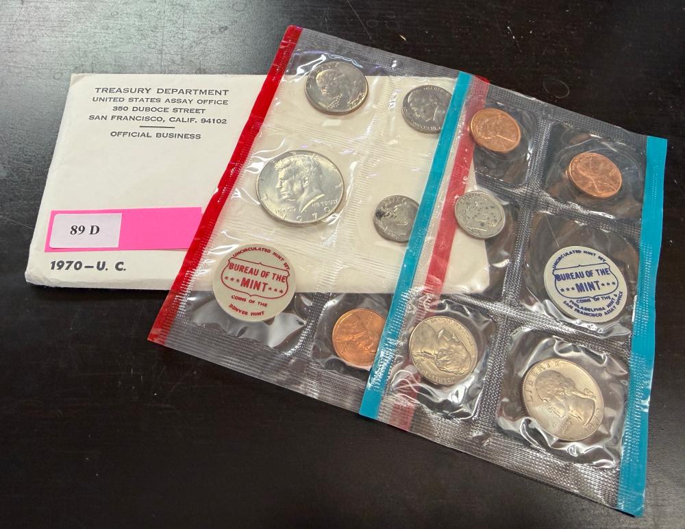 1970 US Mint Uncirculated Set in OGP (includes NIFC Key Date 1970 D Silver Half)