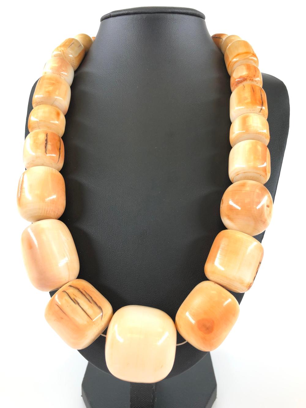 Ivory Ritual beaded necklace main image 0