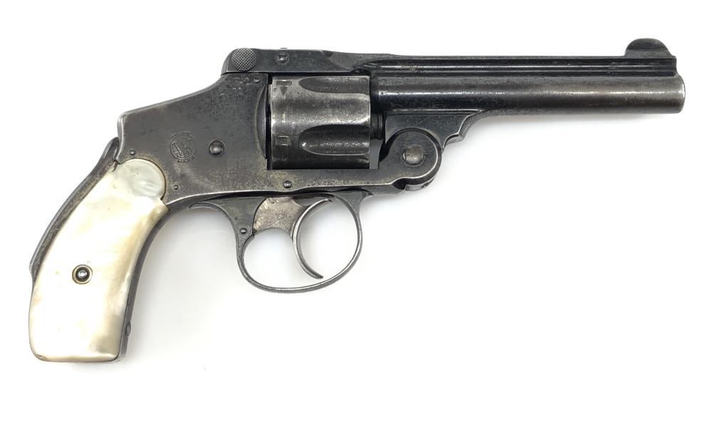 SMITH & WESSON SAFETY HAMMERLESS .38 REVOLVER