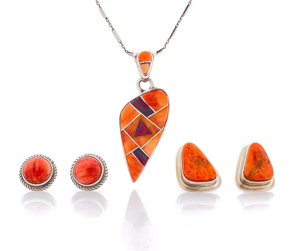 LOT OF 5 NATIVE AMERICAN STERLING SILVER SPINY OYSTER, FIRE OPAL & CORAL JEWELRY