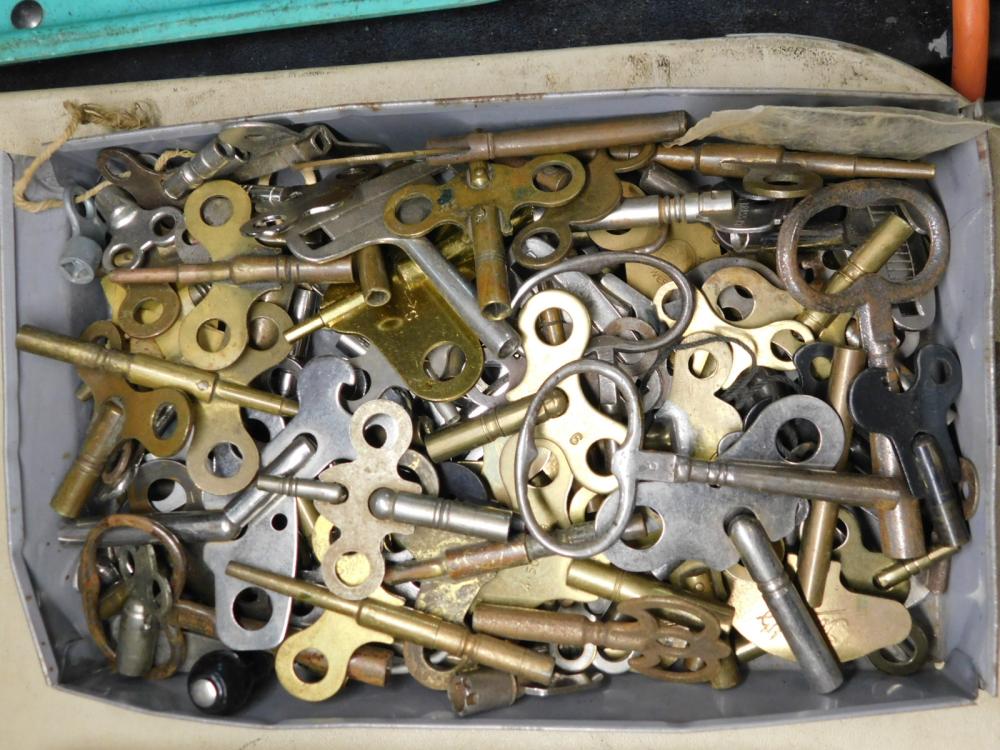Quantity Antique & Vintage Clock Keys