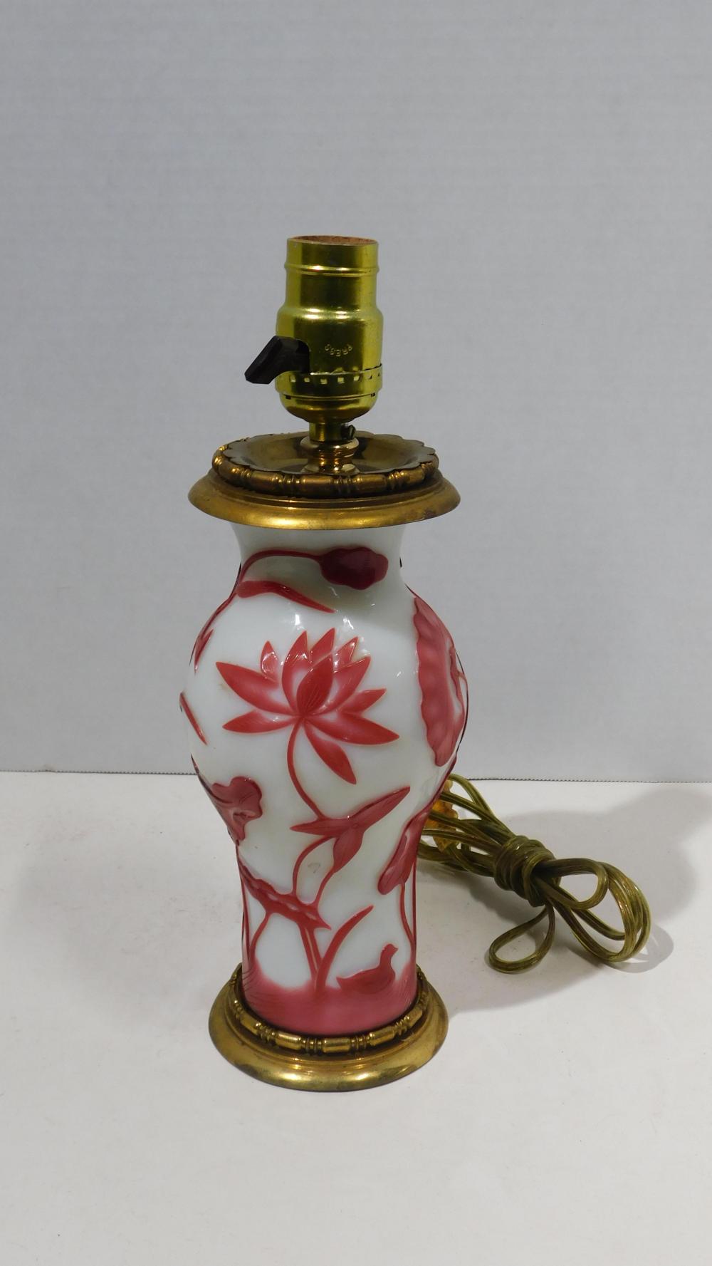 Chinese Peking Glass Lamp