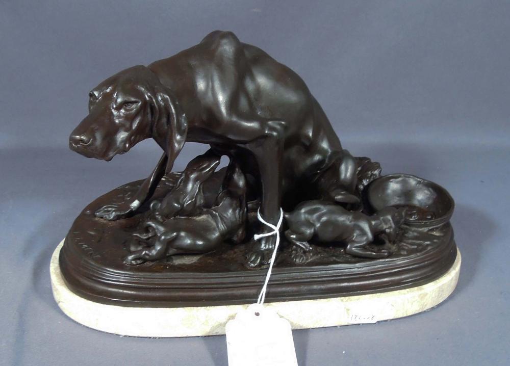 VINTAGE BRONZE SCULPTURE OF DOG WITH PUPS