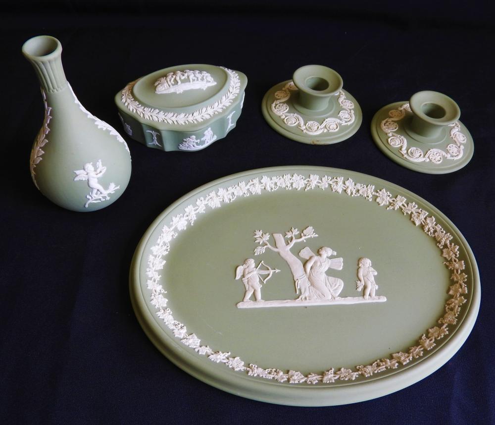 Five Pieces of Sage Wedgwood