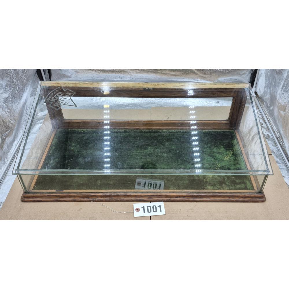 Keen Cutter glass display case image