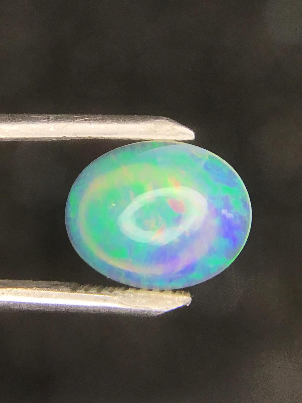 Opal cabachon