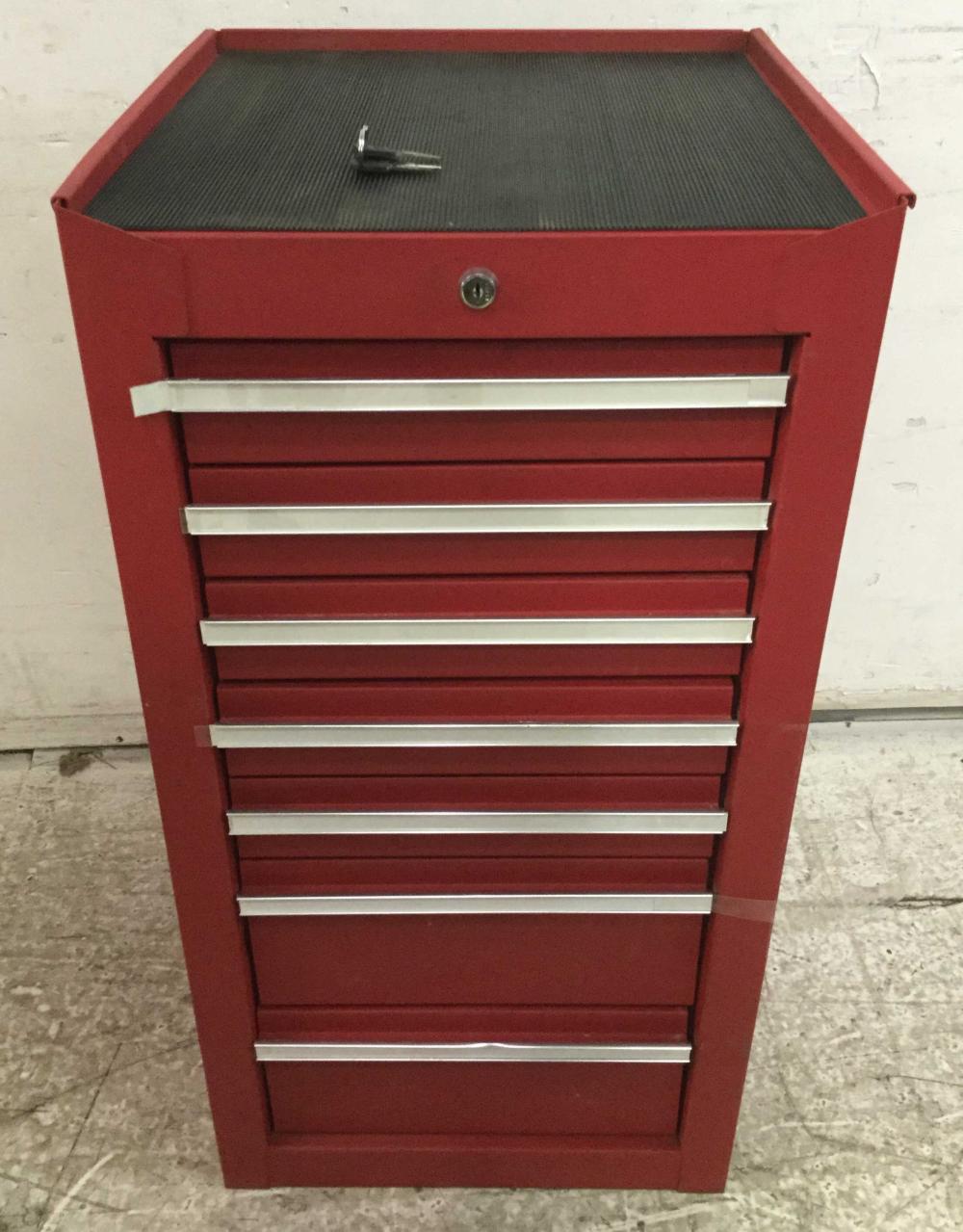 U.s. General (7) Drawer End Cabinet