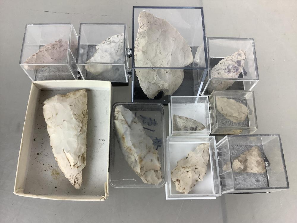 (9) Assorted Sizes Illinois Flint Points