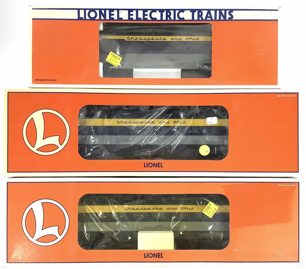 (3) Lionel 0 Train Cars, C&... image